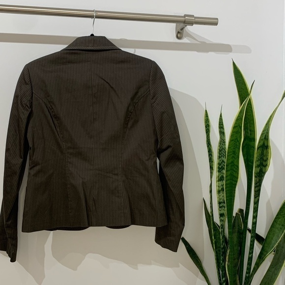 ARVIDA BLAZER - SIZE 6 PETITE-  long sleeve - Picture 2 of 3